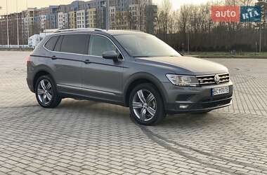 Позашляховик / Кросовер Volkswagen Tiguan 2019 в Львові