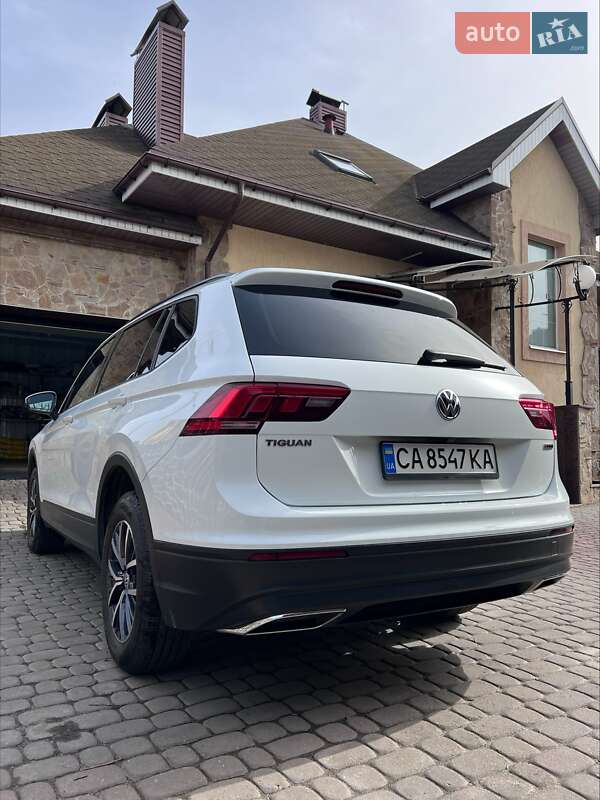 Volkswagen Tiguan 2021