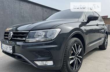 Позашляховик / Кросовер Volkswagen Tiguan 2016 в Новомиргороді