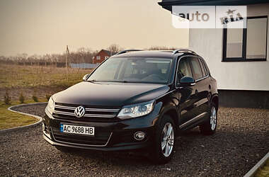 Внедорожник / Кроссовер Volkswagen Tiguan 2012 в Луцке