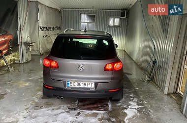 Позашляховик / Кросовер Volkswagen Tiguan 2010 в Львові