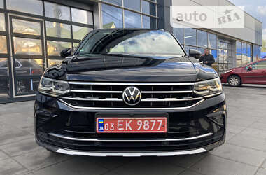 Внедорожник / Кроссовер Volkswagen Tiguan 2021 в Млинове