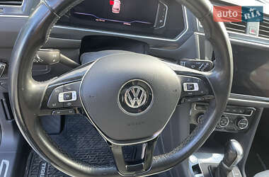 Позашляховик / Кросовер Volkswagen Tiguan 2019 в 