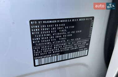 Позашляховик / Кросовер Volkswagen Tiguan 2019 в 