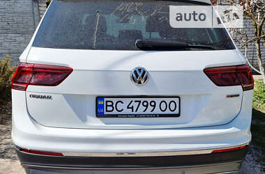 Внедорожник / Кроссовер Volkswagen Tiguan 2020 в Днепре