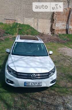 Внедорожник / Кроссовер Volkswagen Tiguan 2012 в Днепре