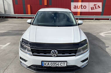 Внедорожник / Кроссовер Volkswagen Tiguan 2017 в Киеве