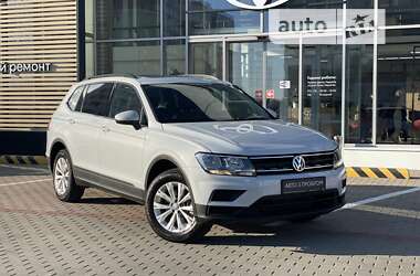 Внедорожник / Кроссовер Volkswagen Tiguan 2018 в Чернигове