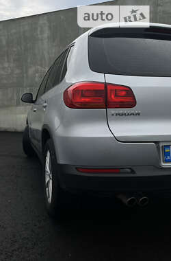 Внедорожник / Кроссовер Volkswagen Tiguan 2018 в Львове