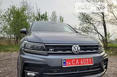 Внедорожник / Кроссовер Volkswagen Tiguan 2018 в Львове