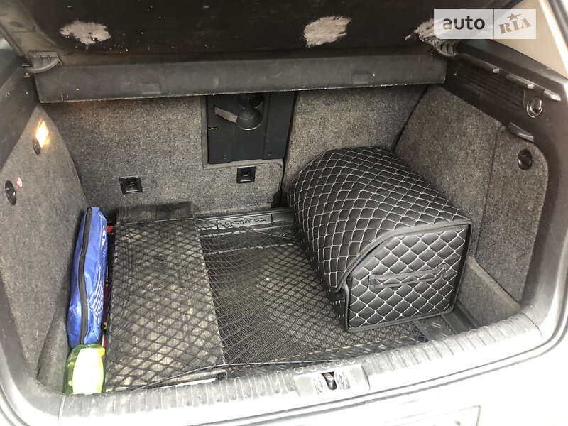 Позашляховик / Кросовер Volkswagen Tiguan 2010 в Житомирі