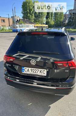 Внедорожник / Кроссовер Volkswagen Tiguan 2017 в Черкассах