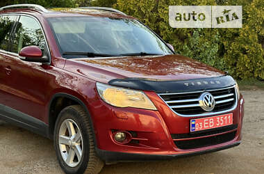 Внедорожник / Кроссовер Volkswagen Tiguan 2010 в Ивано-Франковске