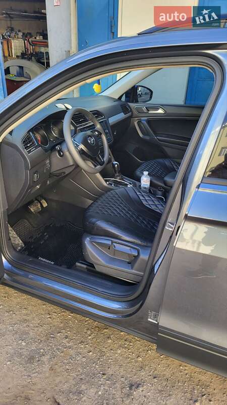 Позашляховик / Кросовер Volkswagen Tiguan 2018 в Сумах
