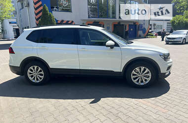 Позашляховик / Кросовер Volkswagen Tiguan 2019 в Одесі