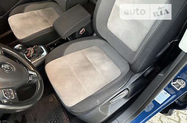 Внедорожник / Кроссовер Volkswagen Tiguan 2011 в Звягеле