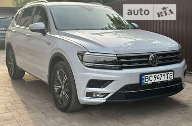 Позашляховик / Кросовер Volkswagen Tiguan 2018 в Львові