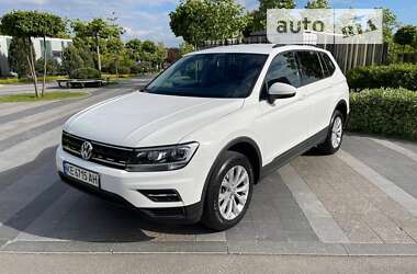 Внедорожник / Кроссовер Volkswagen Tiguan 2020 в Днепре