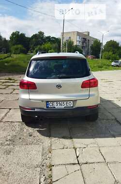 Позашляховик / Кросовер Volkswagen Tiguan 2011 в Чернівцях