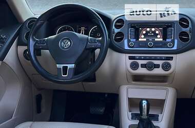 Внедорожник / Кроссовер Volkswagen Tiguan 2012 в Запорожье