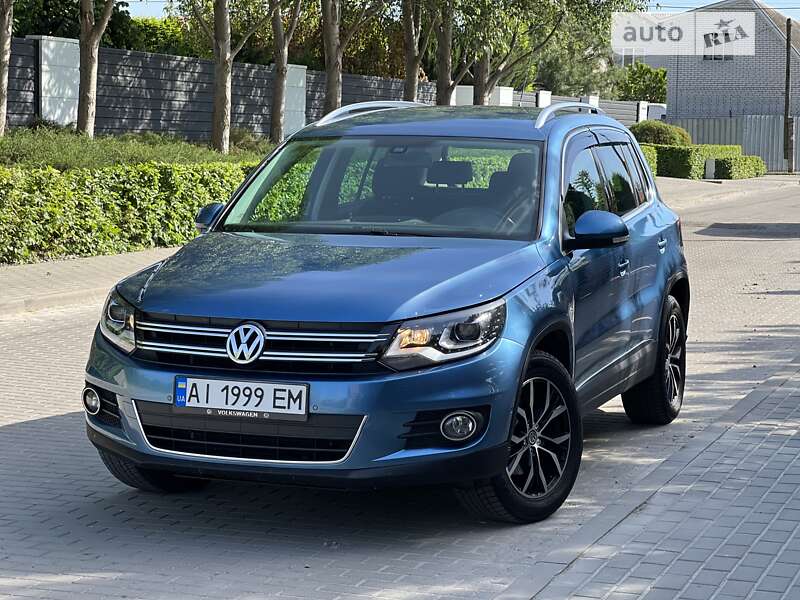 Внедорожник / Кроссовер Volkswagen Tiguan 2015 в Белой Церкви