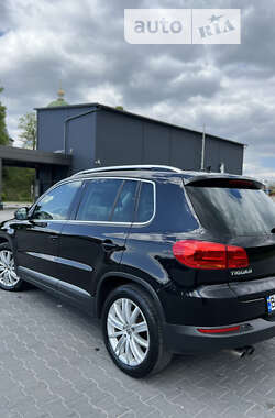 Внедорожник / Кроссовер Volkswagen Tiguan 2013 в Зборове