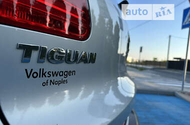 Внедорожник / Кроссовер Volkswagen Tiguan 2011 в Луцке
