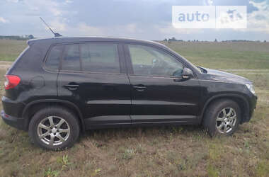 Внедорожник / Кроссовер Volkswagen Tiguan 2009 в Ровно