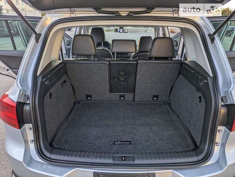 Внедорожник / Кроссовер Volkswagen Tiguan 2016 в Виннице