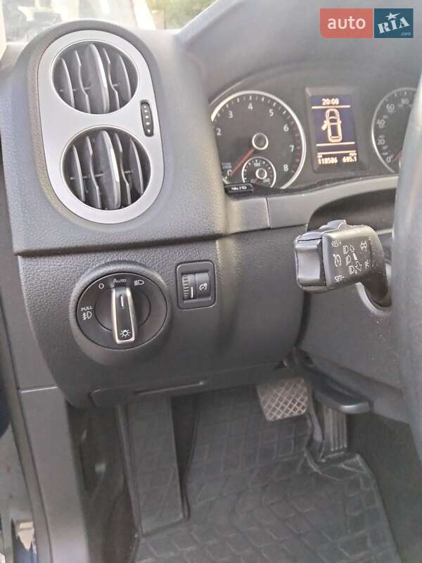 Позашляховик / Кросовер Volkswagen Tiguan 2015 в Рівному фото 4 Позашляховик / Кросовер Volkswagen Tiguan 2015 в Рівному