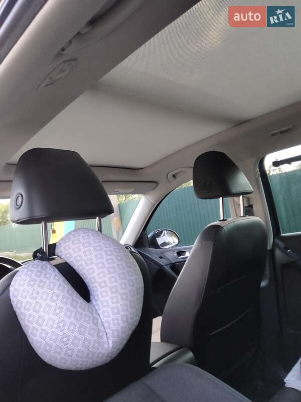 Позашляховик / Кросовер Volkswagen Tiguan 2015 в Рівному фото 21 Позашляховик / Кросовер Volkswagen Tiguan 2015 в Рівному