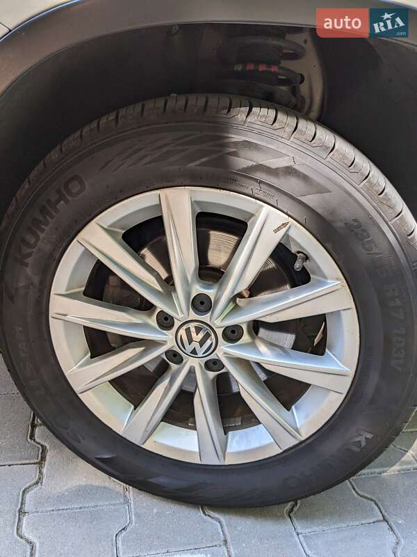 Позашляховик / Кросовер Volkswagen Tiguan 2014 в Тернополі