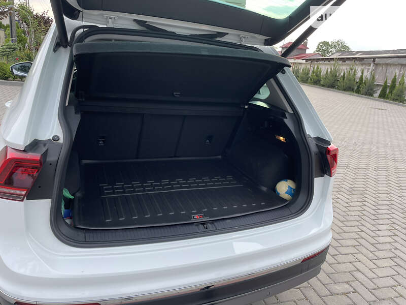 Внедорожник / Кроссовер Volkswagen Tiguan 2017 в Золочеве фото 51 Внедорожник / Кроссовер Volkswagen Tiguan 2017 в Золочеве