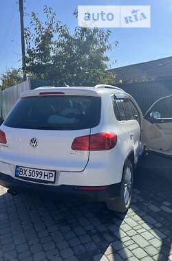 Внедорожник / Кроссовер Volkswagen Tiguan 2012 в Каменец-Подольском