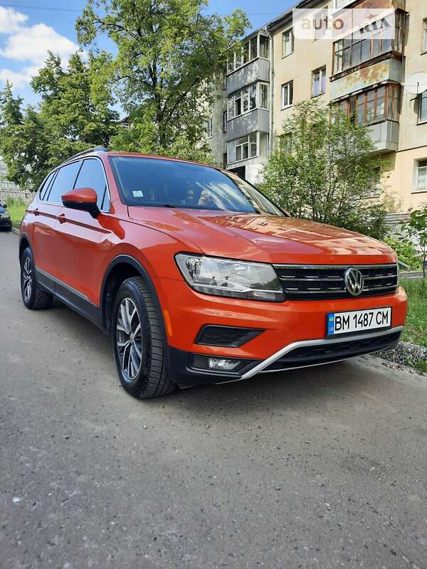 Позашляховик / Кросовер Volkswagen Tiguan 2018 в Сумах