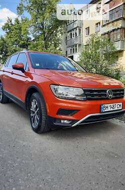 Позашляховик / Кросовер Volkswagen Tiguan 2018 в Сумах