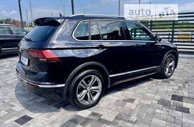 Внедорожник / Кроссовер Volkswagen Tiguan 2019 в Ровно