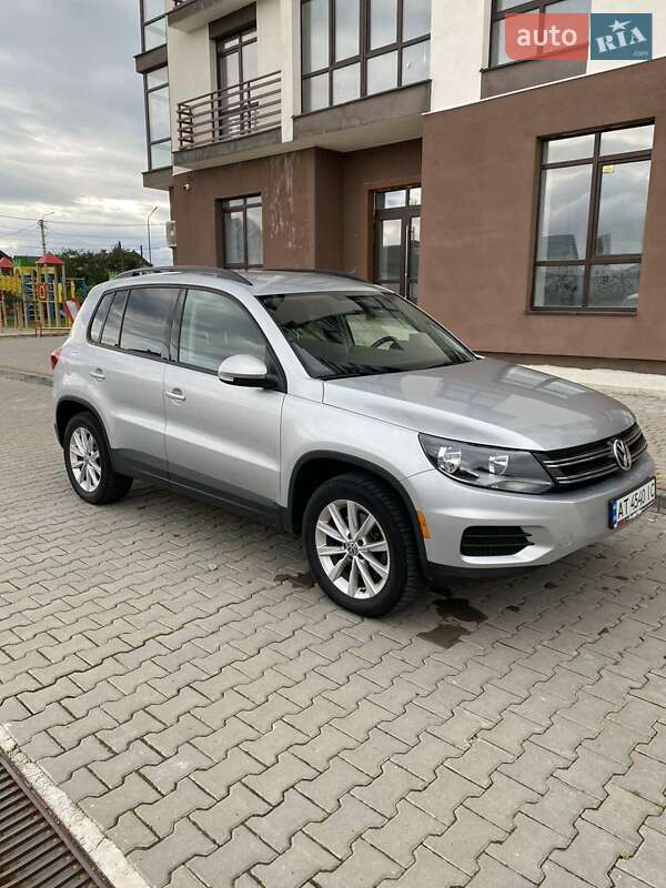 Внедорожник / Кроссовер Volkswagen Tiguan 2017 в Надворной