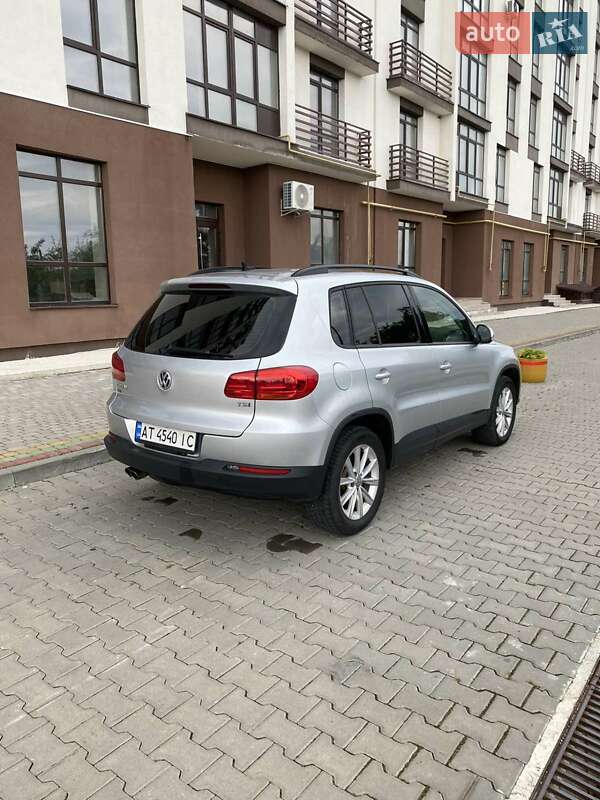 Внедорожник / Кроссовер Volkswagen Tiguan 2017 в Надворной