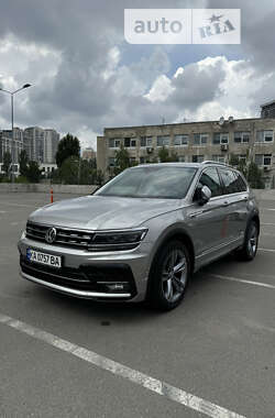 Позашляховик / Кросовер Volkswagen Tiguan 2020 в Києві