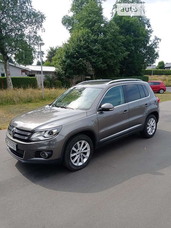 Позашляховик / Кросовер Volkswagen Tiguan 2014 в Рівному