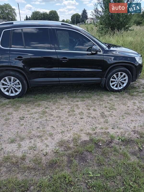 Внедорожник / Кроссовер Volkswagen Tiguan 2008 в Львове