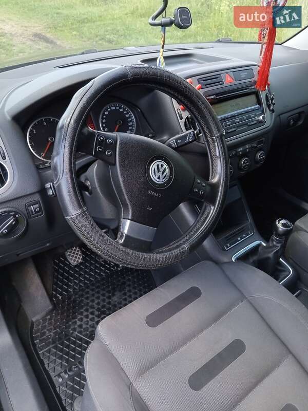 Внедорожник / Кроссовер Volkswagen Tiguan 2008 в Львове