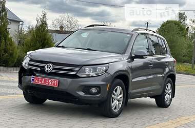 Внедорожник / Кроссовер Volkswagen Tiguan 2015 в Львове