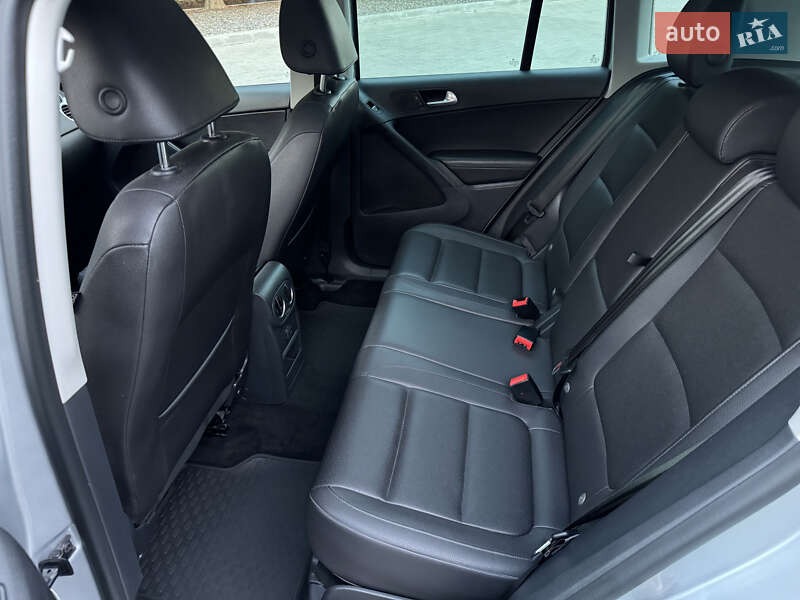 Позашляховик / Кросовер Volkswagen Tiguan 2015 в Черкасах
