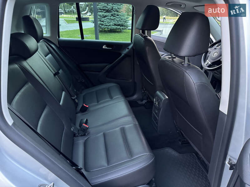 Позашляховик / Кросовер Volkswagen Tiguan 2015 в Черкасах
