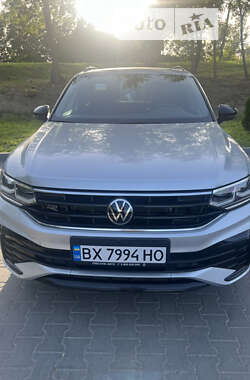Позашляховик / Кросовер Volkswagen Tiguan 2022 в Хмельницькому