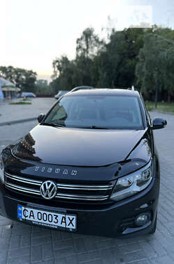 Внедорожник / Кроссовер Volkswagen Tiguan 2012 в Черкассах