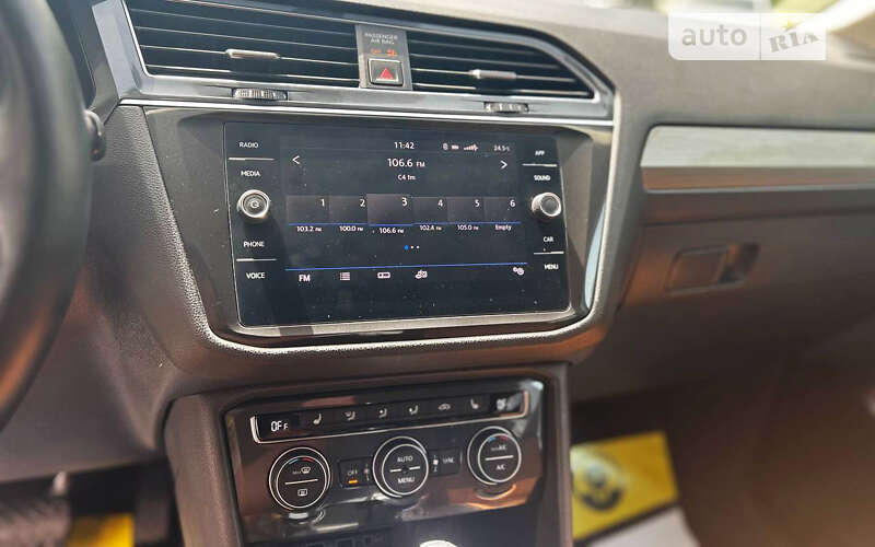 Внедорожник / Кроссовер Volkswagen Tiguan 2018 в Черновцах