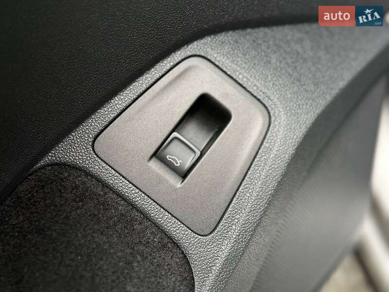 Внедорожник / Кроссовер Volkswagen Tiguan 2020 в Тернополе